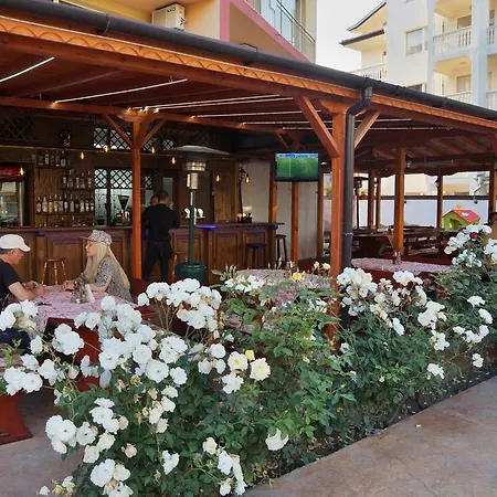 מלון Ryor - Breakfast And Free Parking