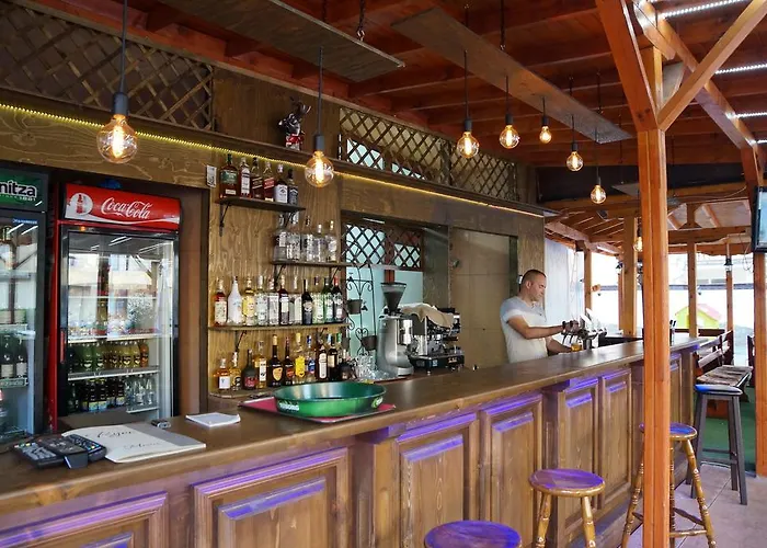 מלון Ryor - Breakfast And Free Parking