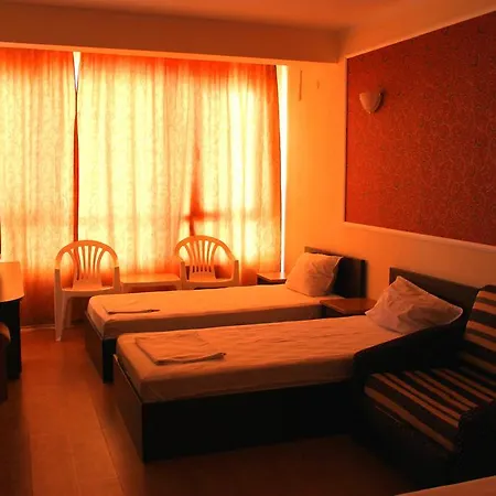 Ryor - Restaurant & Free Parking Sunny Beach