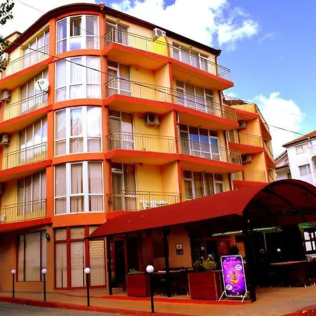 Ryor - Restaurant & Free Parking Sunny Beach