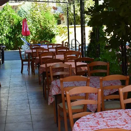 Ξενοδοχείο Ryor - Restaurant & Free Parking Σάνι Μπιτς