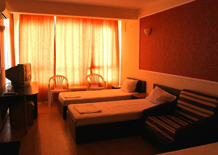 Ryor - Breakfast And Free Parking Sunny Beach