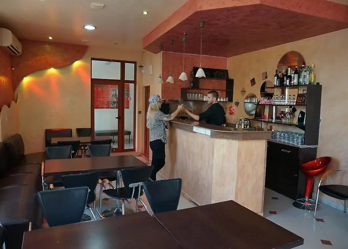 Ryor - Breakfast And Free Parking Sunny Beach