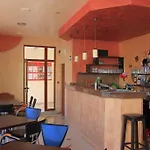 Ryor - Breakfast And Free Parking Отель Солнечный берег