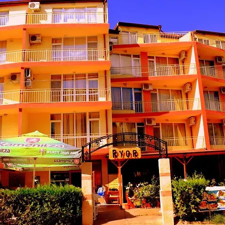 Hotel Ryor - Breakfast And Free Parking Sunny Beach