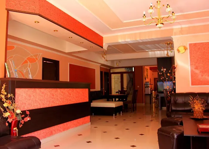 Hotel Ryor - Breakfast And Free Parking